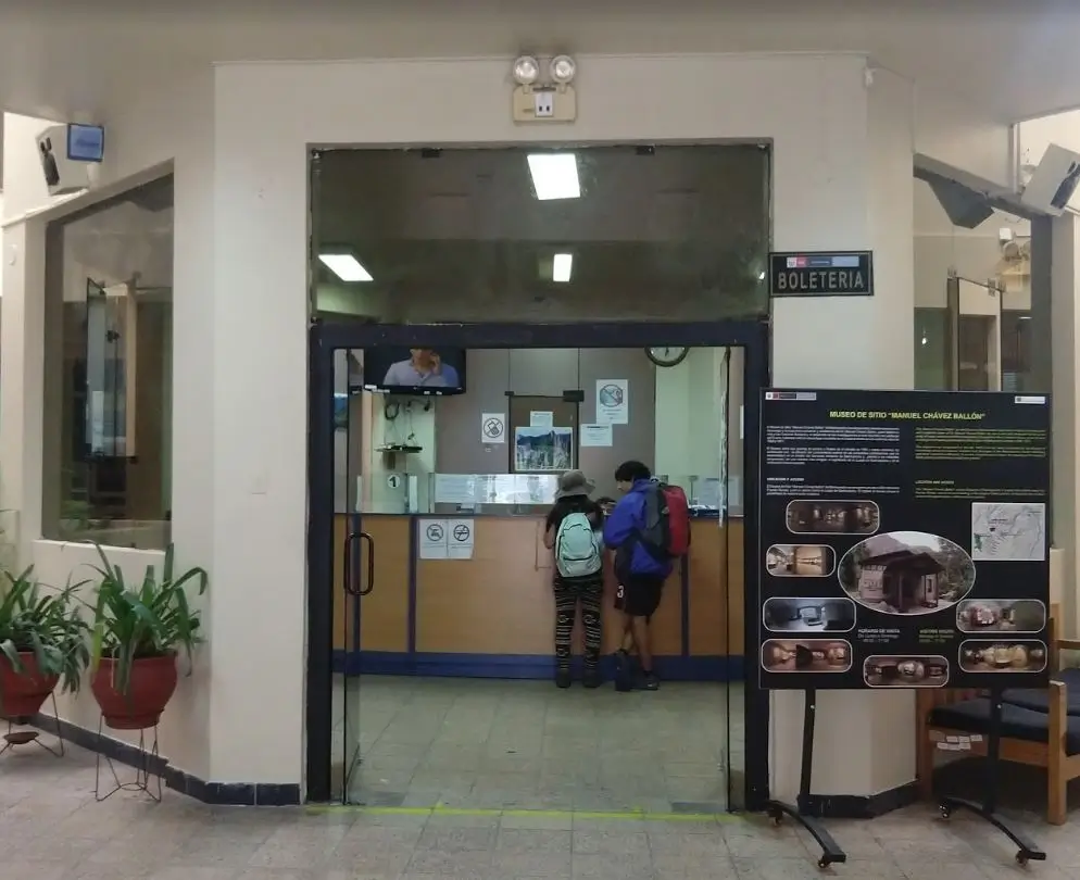 where to buy machu picchu tickets in Aguas Calientes